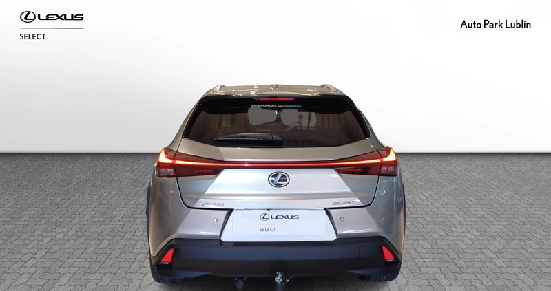 Lexus UX cena 145000 przebieg: 73343, rok produkcji 2020 z Chodzież małe 254